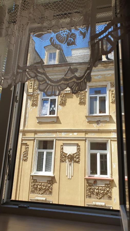 Spa Apartment Raisova Karlovy Vary Bagian luar foto